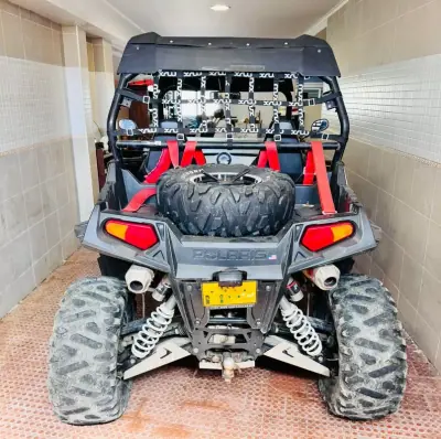 Polaris RZR 2011 - 8950 EUR, 7000 km - 7000km - foto 5 de 31