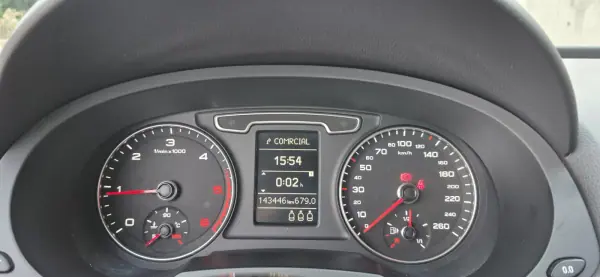 Audi Q3 2013 - 15500 EUR, 143000 km - AUTO.MOTO.pt - 143000km - foto 14 de 26