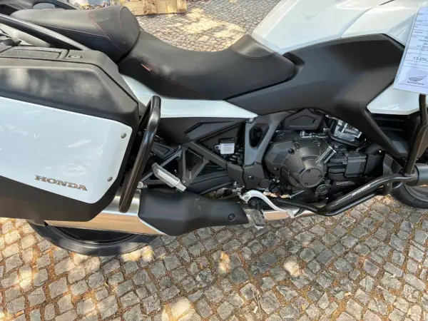 Honda Africa Twin Adventure Sports 2023 - 13250 EUR, 6605 km - AUTO.MOTO.pt - 6605km - foto 6 de 18