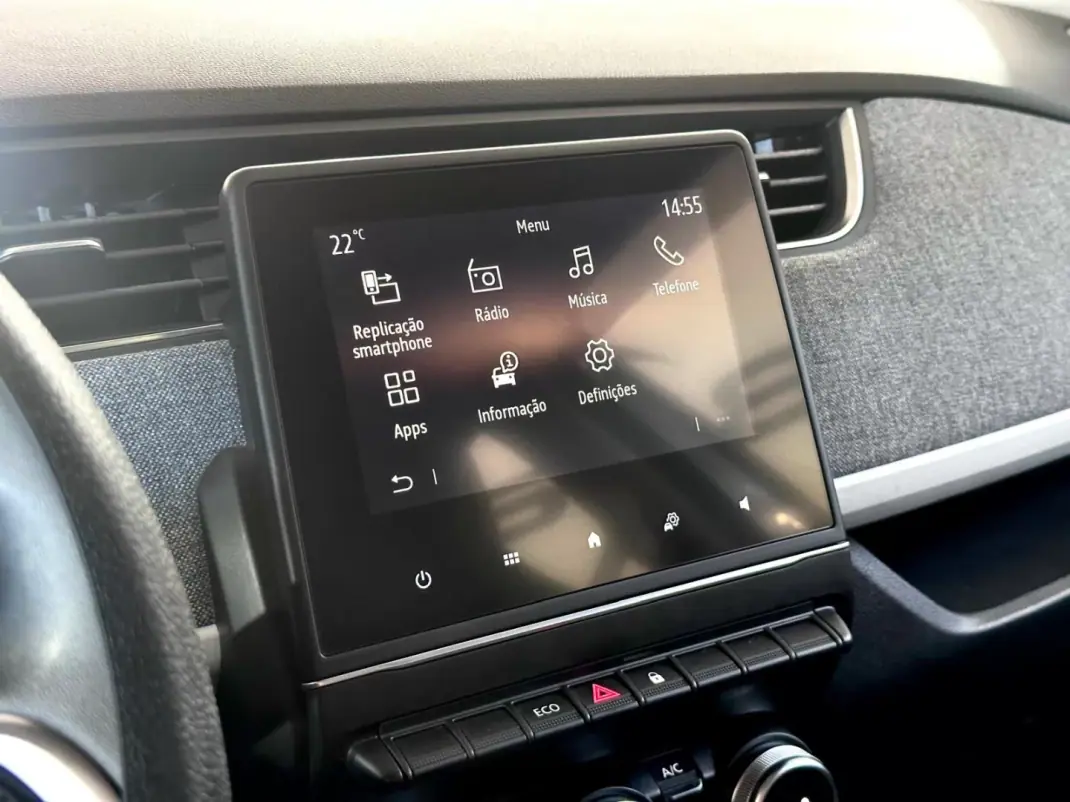 Renault Zoe 2020 - 17900 EUR, 71943 km - AUTO.MOTO.pt - 71943km - foto 21 de 24