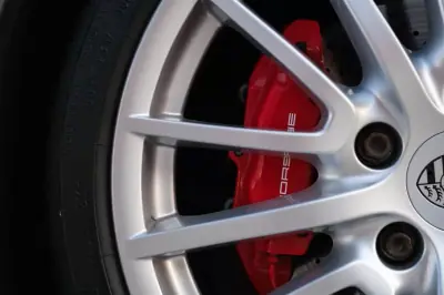 Porsche Cayman 2007 - 43000 EUR, 145000 km - AUTO.MOTO.pt - 145000km - foto 11 de 43