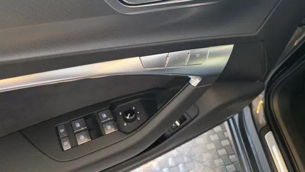Audi A6 Avant 2019 - 37900 EUR, 139748 km - AUTO.MOTO.pt - 139748km - foto 38 de 66
