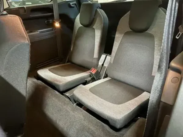 Citroën C4 Spacetourer 2020 - 24980 EUR, 65900 km - AUTO.MOTO.pt - 65900km - foto 23 de 27