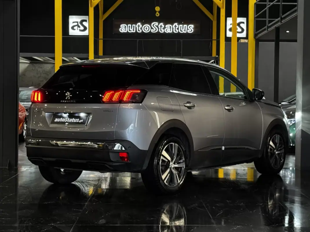 Peugeot 3008 2021 - 20990 EUR, 102400 km - AUTO.MOTO.pt - 102400km - foto 14 de 36