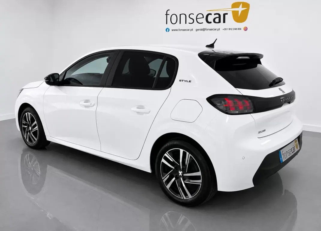 Peugeot 208 2023 - 14990 EUR, 33628 km - AUTO.MOTO.pt - 33628km - foto 6 de 16