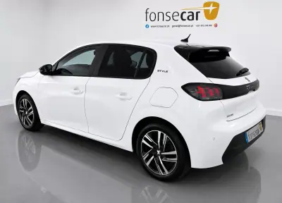 Peugeot 208 2023 - 14990 EUR, 33628 km - AUTO.MOTO.pt - 33628km - foto 6 de 16