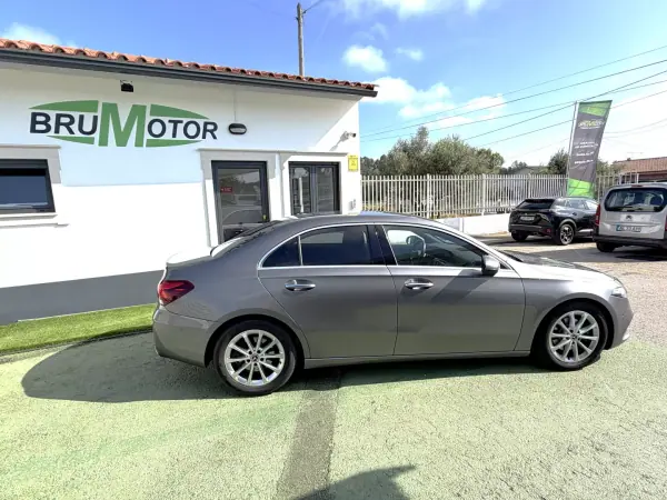 Mercedes-Benz A 200 Limousine 2020 - 22500 EUR, 115694 km - AUTO.MOTO.pt - 115694km - foto 5 de 14