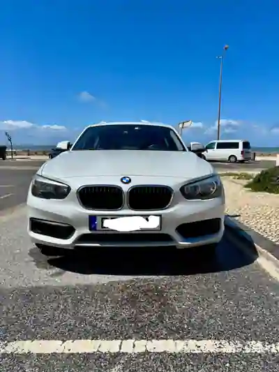 BMW 116 2018 - 16000 EUR, 200000 km - AUTO.MOTO.pt - 200000km - foto 4 de 9
