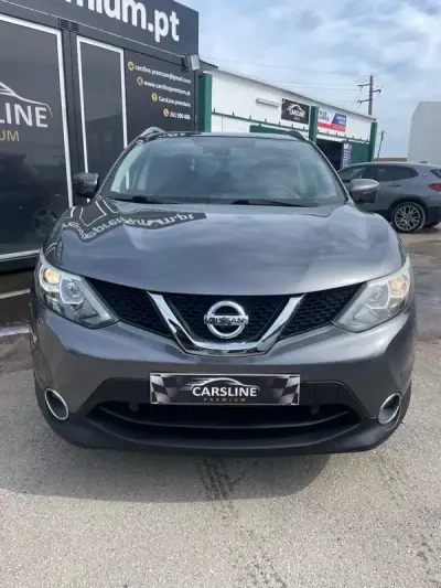 Nissan Qashqai 2017 - 16900 EUR, 127274 km - AUTO.MOTO.pt - 127274km - foto 2 de 26