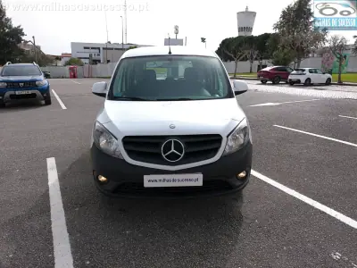 Mercedes-Benz Citan 109 1.5 CDi C/IVA 2019 - 16850 EUR, 118000 km - AUTO.MOTO.pt - 118000km - foto 31 de 31