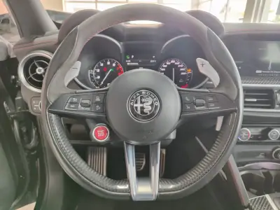 Alfa Romeo Stelvio 2021 - 63500 EUR, 68900 km - AUTO.MOTO.pt - 68900km - foto 20 de 33