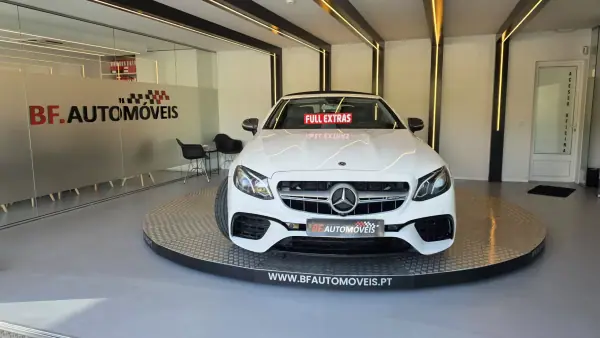 Mercedes-Benz E 220 2018 - 39500 EUR, 130496 km - AUTO.MOTO.pt - 130496km - foto 12 de 60