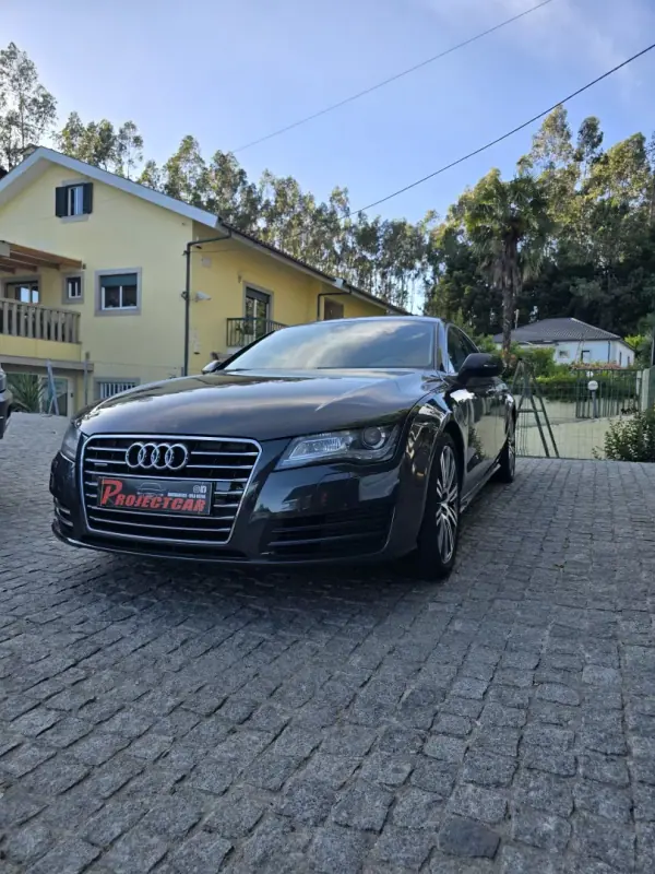Audi A7 Sportback 2012 - 18900 EUR, 290000 km - AUTO.MOTO.pt - 290000km - foto 24 de 28