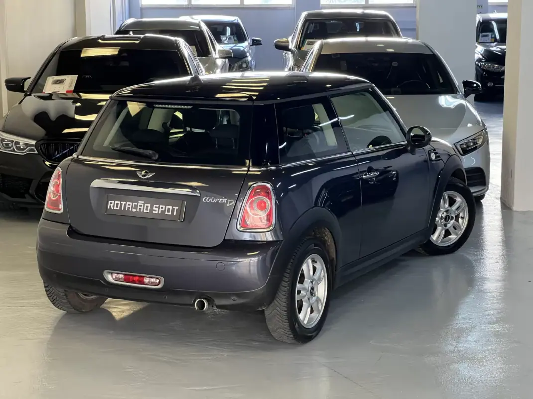 MINI 3 Portas 2012 - 6990 EUR, 185000 km - AUTO.MOTO.pt - 185000km - foto 2 de 41