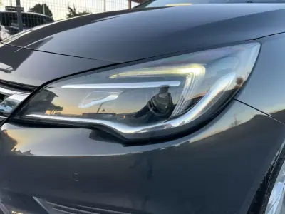 Opel Astra 2016 - 13990 EUR, 190000 km - AUTO.MOTO.pt - 190000km - foto 12 de 33