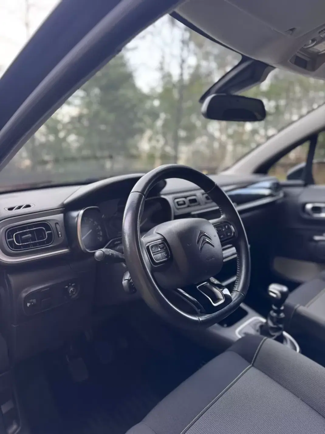 Citroën C3 2021 - 13000 EUR, 128279 km - AUTO.MOTO.pt - 128279km - foto 6 de 18