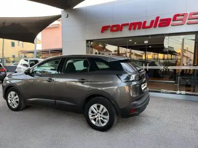 Peugeot 3008 2021 - 21900 EUR, 77710 km - AUTO.MOTO.pt - 77710km - foto 4 de 10