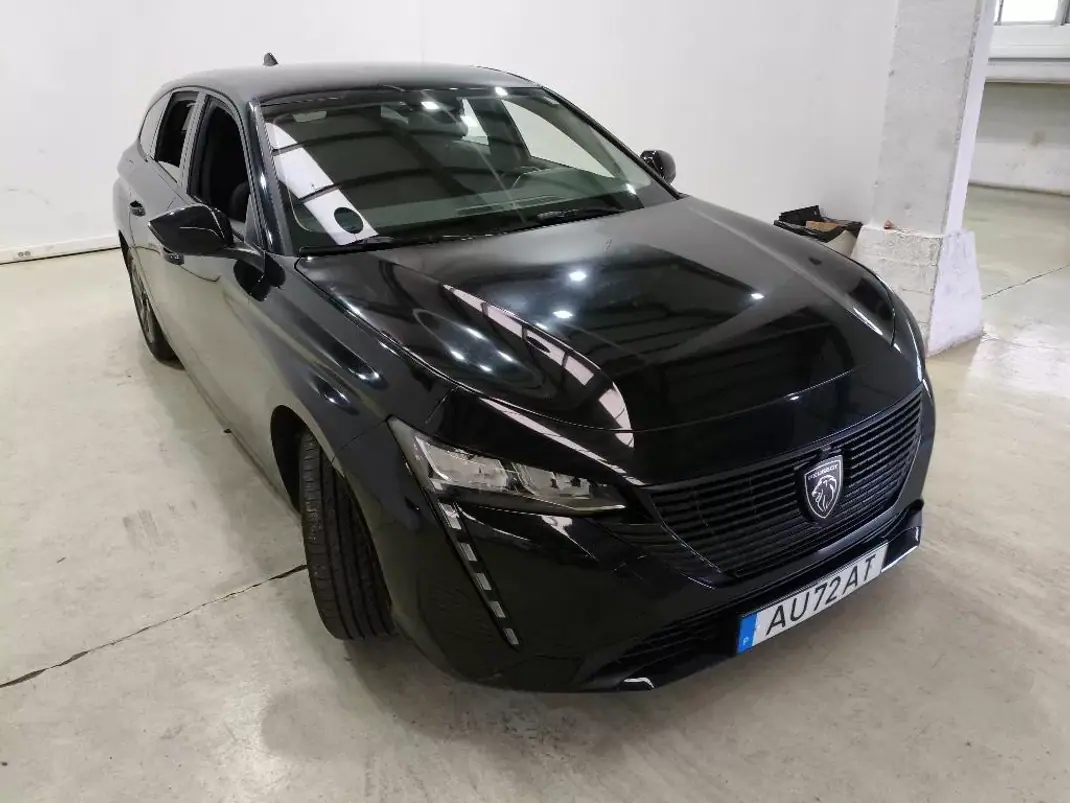 Peugeot 308 SW 2022 - 17999 EUR, 143121 km - AUTO.MOTO.pt - 143121km - foto 4 de 8