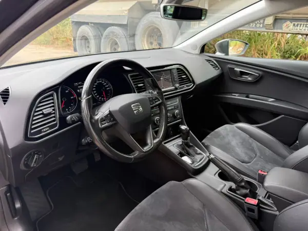 SEAT Leon ST 2016 - 15500 EUR, 175000 km - AUTO.MOTO.pt - 175000km - foto 18 de 53