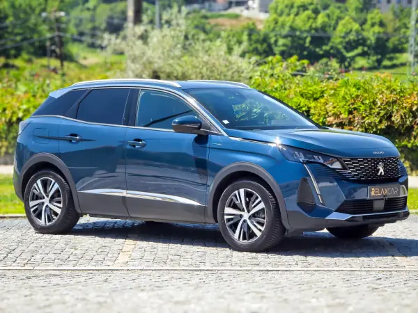 Peugeot 3008 2021 - 20000 EUR, 80000 km - AUTO.MOTO.pt - 80000km - foto 4 de 28