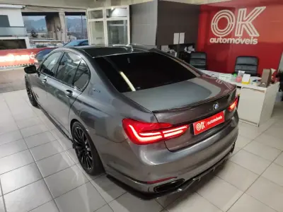 BMW 740 2018 - 30750 EUR, 246000 km - AUTO.MOTO.pt - 246000km - foto 8 de 40