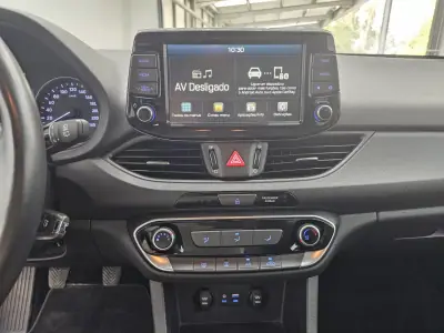 Hyundai i30 2019 - 14900 EUR, 43264 km - AUTO.MOTO.pt - 43264km - foto 14 de 33