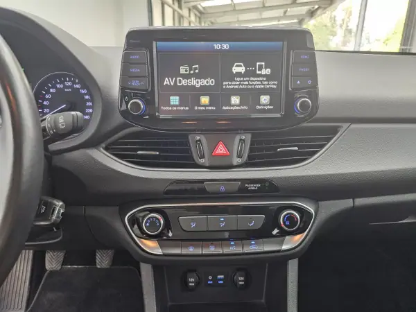 Hyundai i30 2019 - 14900 EUR, 43264 km - AUTO.MOTO.pt - 43264km - foto 14 de 33