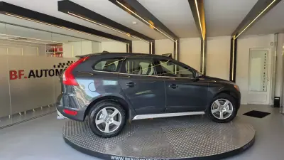 Volvo XC 60 2010 - 15900 EUR, 176365 km - AUTO.MOTO.pt - 176365km - foto 7 de 55