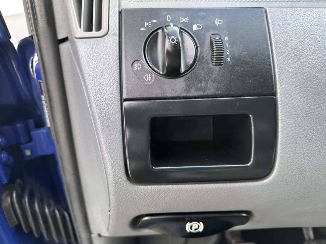 Mercedes-Benz VITO 111 CDI -LONGA 2005 - 6250 EUR, 400000 km - AUTO.MOTO.pt - 400000km - foto 11 de 25