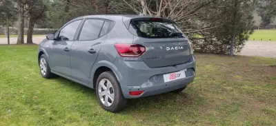 Dacia Sandero 2025 - 16990 EUR, 2000 km - AUTO.MOTO.pt - 2000km - foto 9 de 39