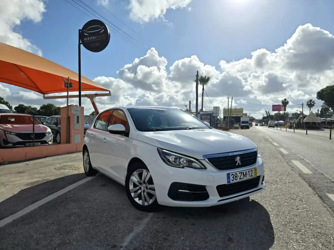 Peugeot 308 2019 - 11950 EUR, 112567 km - AUTO.MOTO.pt - 112567km - foto 3 de 10