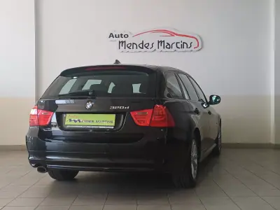 BMW 320 2010 - 12390 EUR, 171728 km - AUTO.MOTO.pt - 171728km - foto 3 de 12