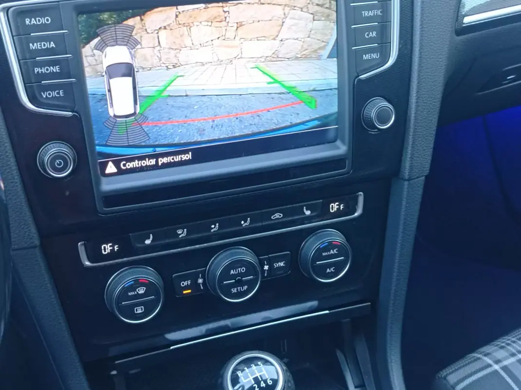 Volkswagen Golf 2013 - 17490 EUR, 214500 km - AUTO.MOTO.pt - 214500km - foto 16 de 17