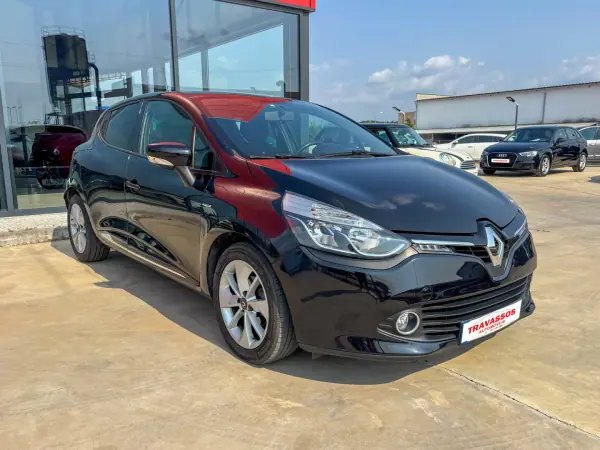 Renault Clio 2016 - 10900 EUR, 119999 km - AUTO.MOTO.pt - 119999km - foto 2 de 14