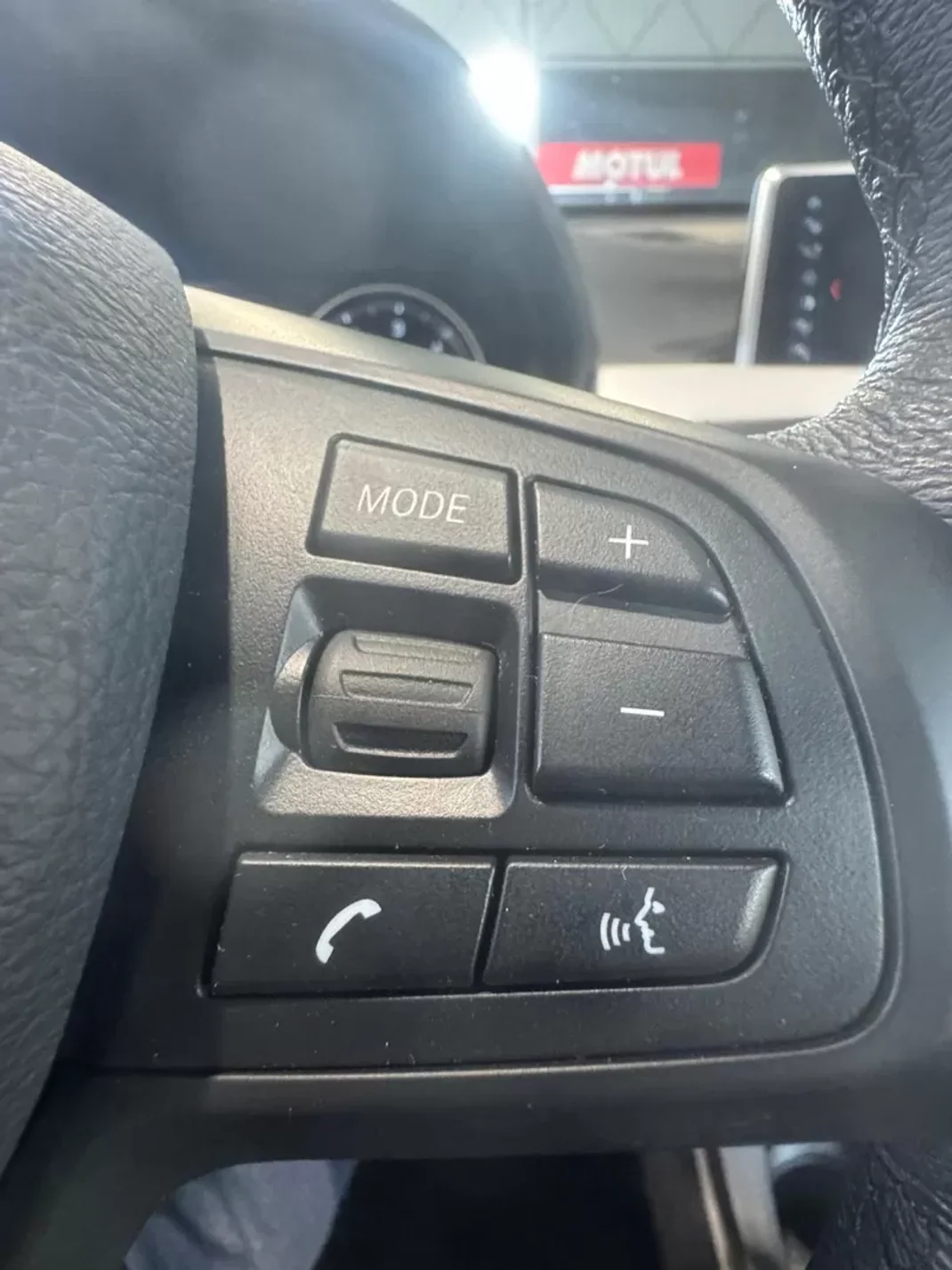 BMW X1 2021 - 26490 EUR, 92857 km - AUTO.MOTO.pt - 92857km - foto 12 de 19