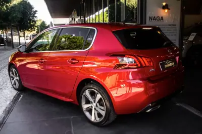 Peugeot 308 2019 - 9450 EUR, 239865 km - 239865km - foto 3 de 33