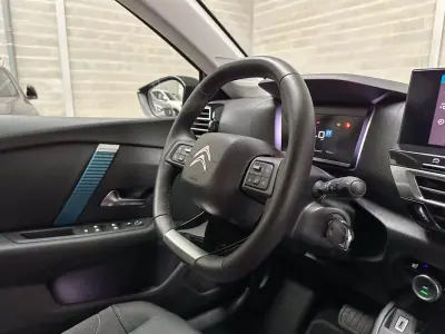 Citroën e-C4 2024 - 22950 EUR, 9452 km - AUTO.MOTO.pt - 9452km - foto 45 de 53
