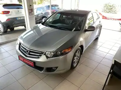 Honda Accord 2009 - 9250 EUR, 266508 km - AUTO.MOTO.pt - 266508km - foto 7 de 34