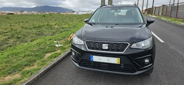 SEAT Arona 2019 - 13999 EUR, 14500 km - AUTO.MOTO.pt - 14500km - foto 5 de 6