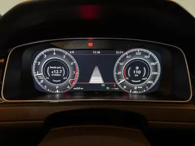 Volkswagen Golf 2019 - 27490 EUR, 92118 km - AUTO.MOTO.pt - 92118km - foto 17 de 25