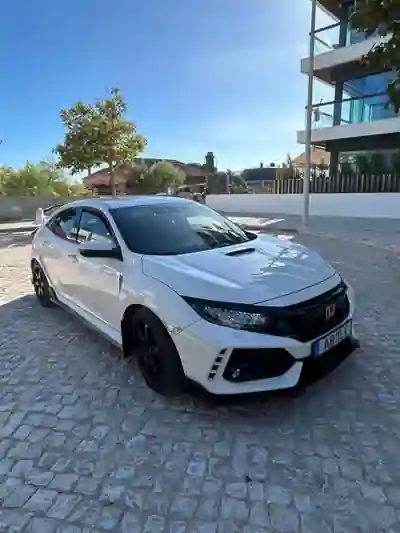 Honda Civic 2020 - 43800 EUR, 78400 km - foto 6 de 15