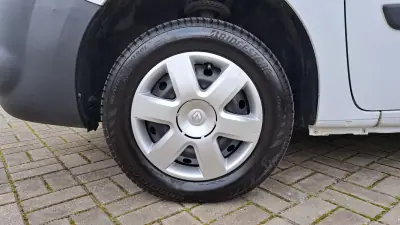 Renault TRAFIC L2H1 125CV 2019 - 19900 EUR, 106110 km - AUTO.MOTO.pt - 106110km - foto 24 de 24