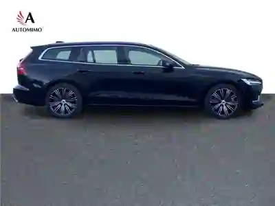 Volvo V60 2021 - 28750 EUR, 61000 km - AUTO.MOTO.pt - 61000km - foto 3 de 11