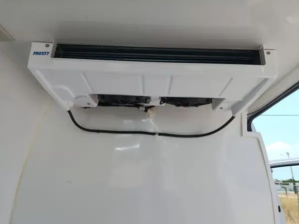 Renault Master 2019 - 19000 EUR, 83500 km - AUTO.MOTO.pt - 83500km - foto 18 de 28