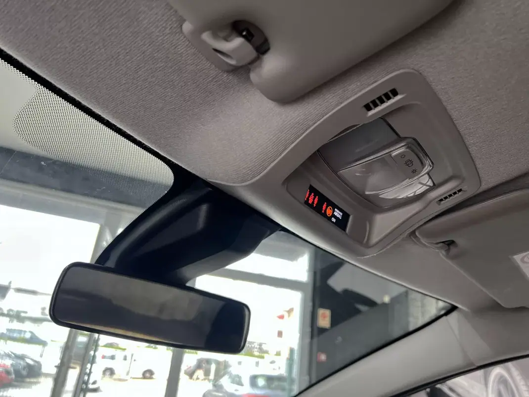 Citroën C3 2019 - 10900 EUR, 106542 km - AUTO.MOTO.pt - 106542km - foto 19 de 21