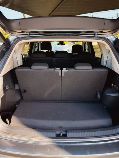 Volkswagen Tiguan Allspace 2020 - 22500 EUR, 178899 km - 178899km - foto 19 de 25