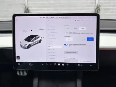 Tesla Model 3 2021 - 27950 EUR, 49088 km - AUTO.MOTO.pt - 49088km - foto 19 de 59