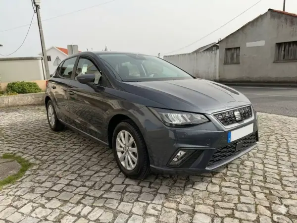 SEAT Ibiza 2024 - 17250 EUR, 16000 km - AUTO.MOTO.pt - 16000km - foto 3 de 15