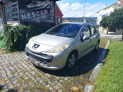 Peugeot 207 2007 - 4990 EUR, 254878 km - 254878km - foto 2 de 10