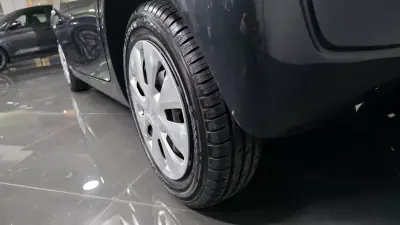 Citroën C1 2016 - 8990 EUR, 84000 km - AUTO.MOTO.pt - 84000km - foto 22 de 25